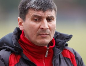 Тренер ФК "Фэлешть" Вячеслав Рогак: "Сейчас нам надо закрепиться в Дивизии А - нам тут понравилось и мы хотим здесь выступать" Тренер ФК "Фэлешть" Вячеслав Рогак: "Сейчас нам надо закрепиться в Дивизии А - нам тут понравилось и мы хотим здесь выступать"